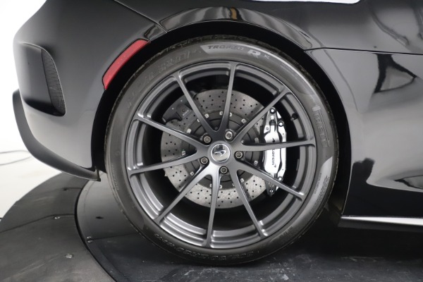 Used 2016 McLaren 675LT COUPE for sale $245,900 at Alfa Romeo of Westport in Westport CT 06880 27