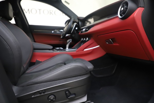 Used 2019 Alfa Romeo Stelvio Quadrifoglio for sale $68,000 at Alfa Romeo of Westport in Westport CT 06880 23