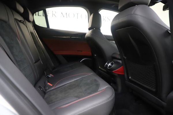 Used 2019 Alfa Romeo Stelvio Quadrifoglio for sale $68,000 at Alfa Romeo of Westport in Westport CT 06880 27