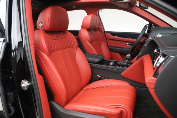 Used 2020 Bentley Bentayga V8 for sale $154,900 at Alfa Romeo of Westport in Westport CT 06880 26