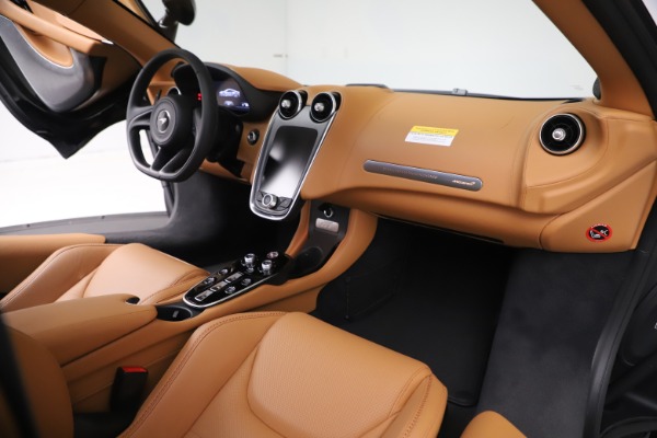 New 2020 McLaren GT Coupe for sale $245,975 at Alfa Romeo of Westport in Westport CT 06880 20