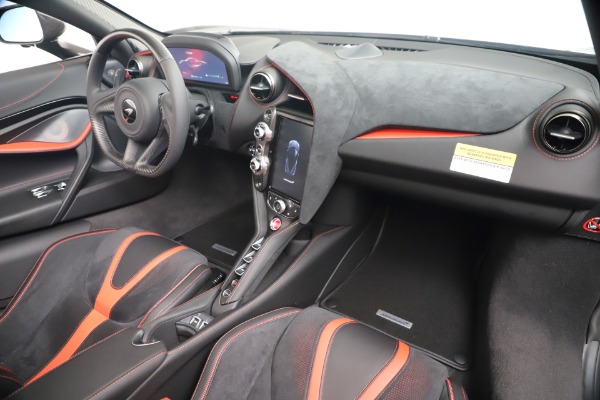 New 2020 McLaren 720S Spider Convertible for sale $383,090 at Alfa Romeo of Westport in Westport CT 06880 26