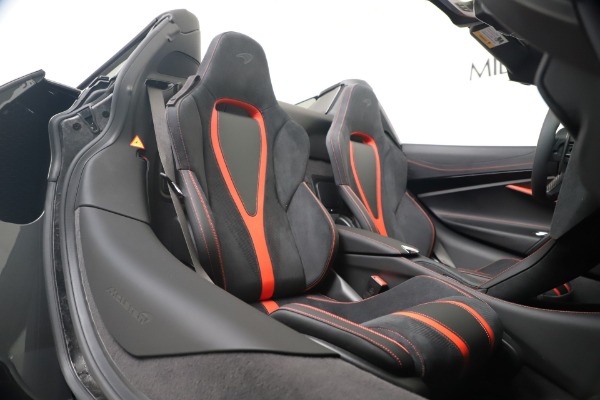 New 2020 McLaren 720S Spider Convertible for sale $383,090 at Alfa Romeo of Westport in Westport CT 06880 28