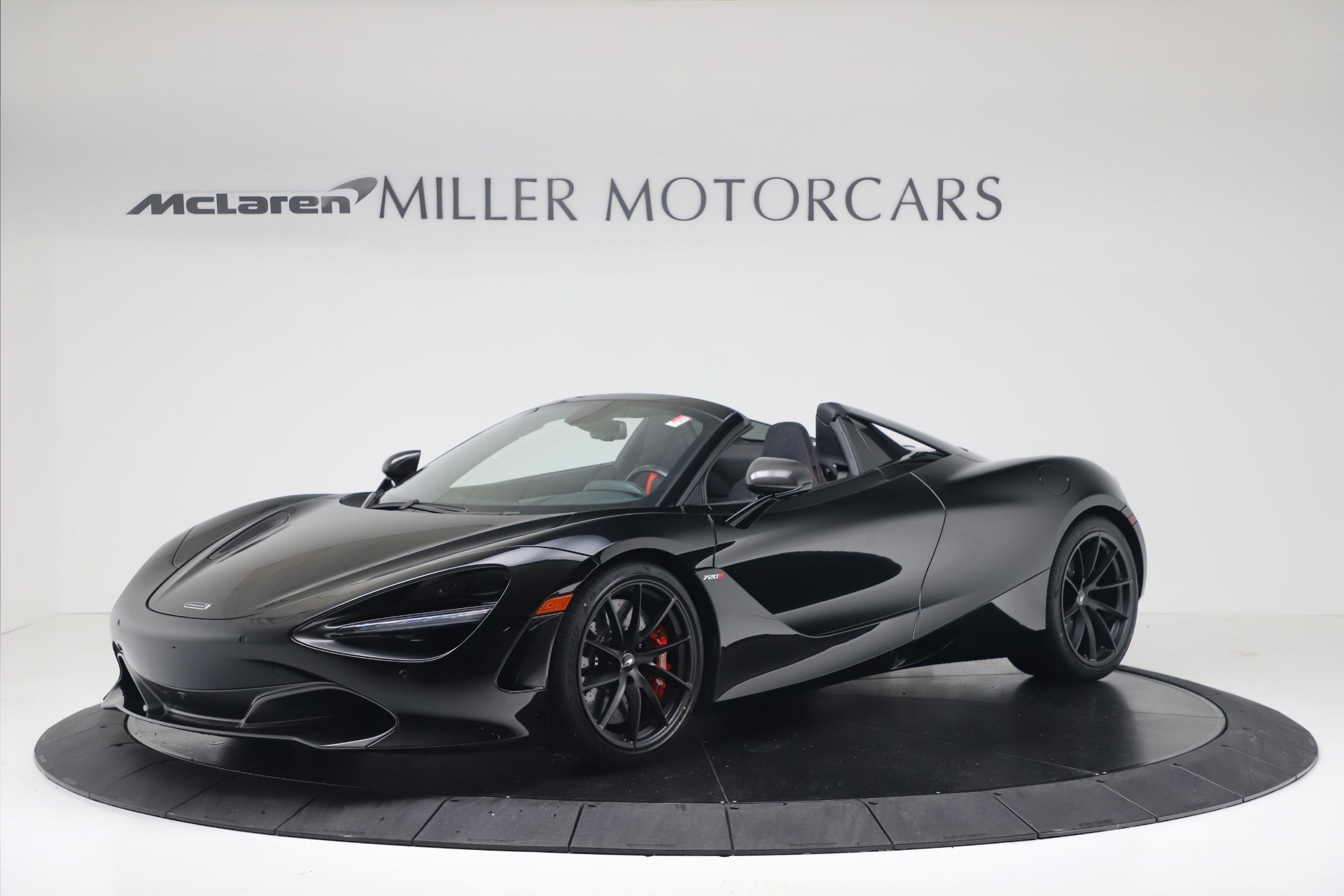 New 2020 McLaren 720S Spider Convertible for sale $383,090 at Alfa Romeo of Westport in Westport CT 06880 1