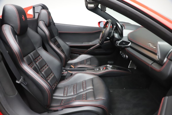 Used 2015 Ferrari 458 Spider for sale $235,900 at Alfa Romeo of Westport in Westport CT 06880 24