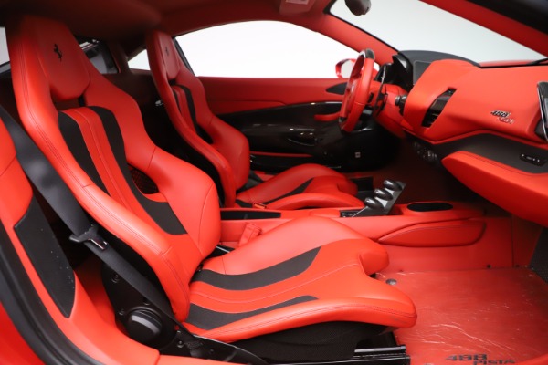 Used 2019 Ferrari 488 Pista for sale $475,900 at Alfa Romeo of Westport in Westport CT 06880 18
