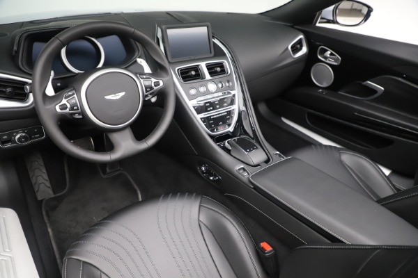 New 2020 Aston Martin DB11 Volante Convertible for sale $240,411 at Alfa Romeo of Westport in Westport CT 06880 21
