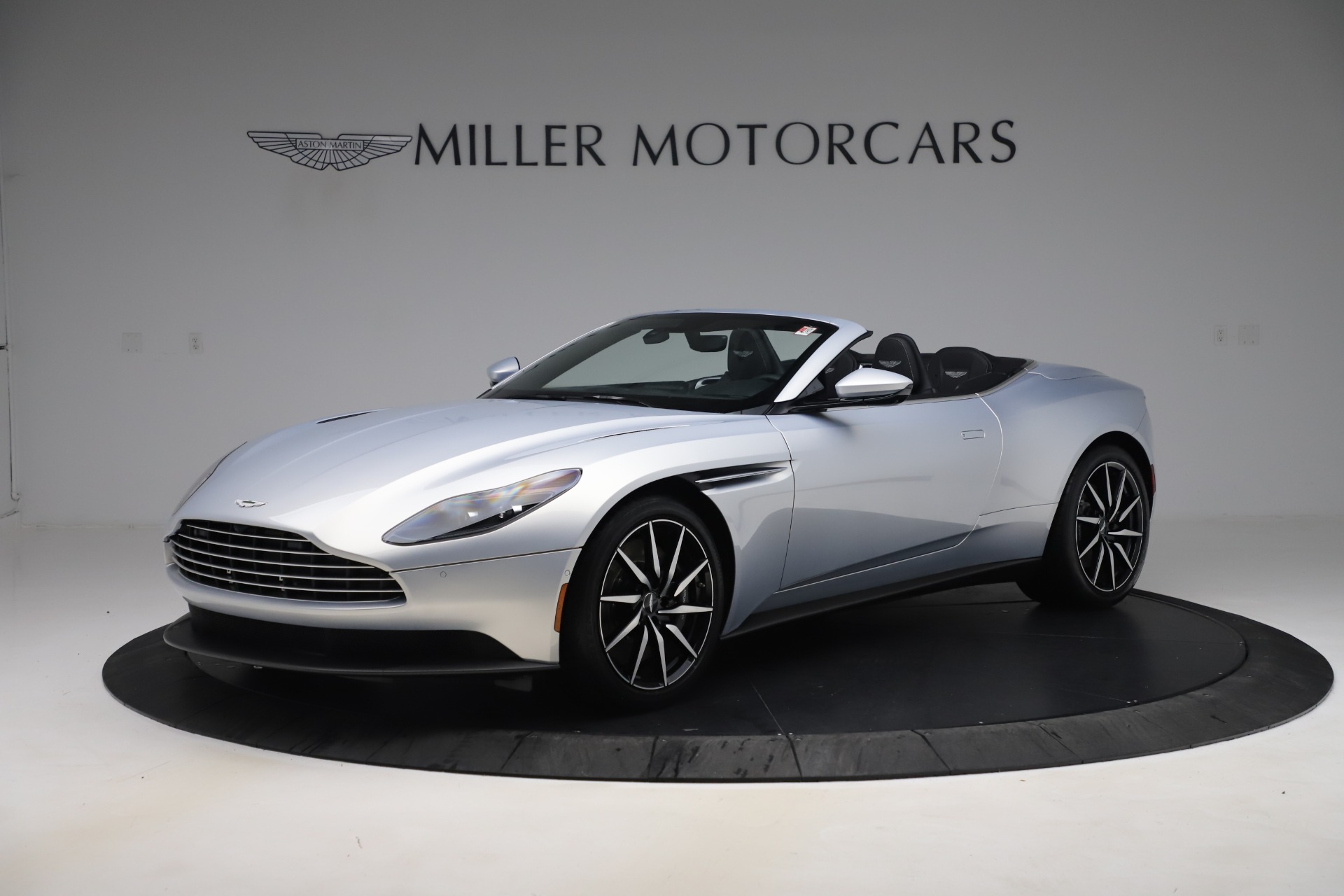New 2020 Aston Martin DB11 Volante Convertible for sale $240,411 at Alfa Romeo of Westport in Westport CT 06880 1