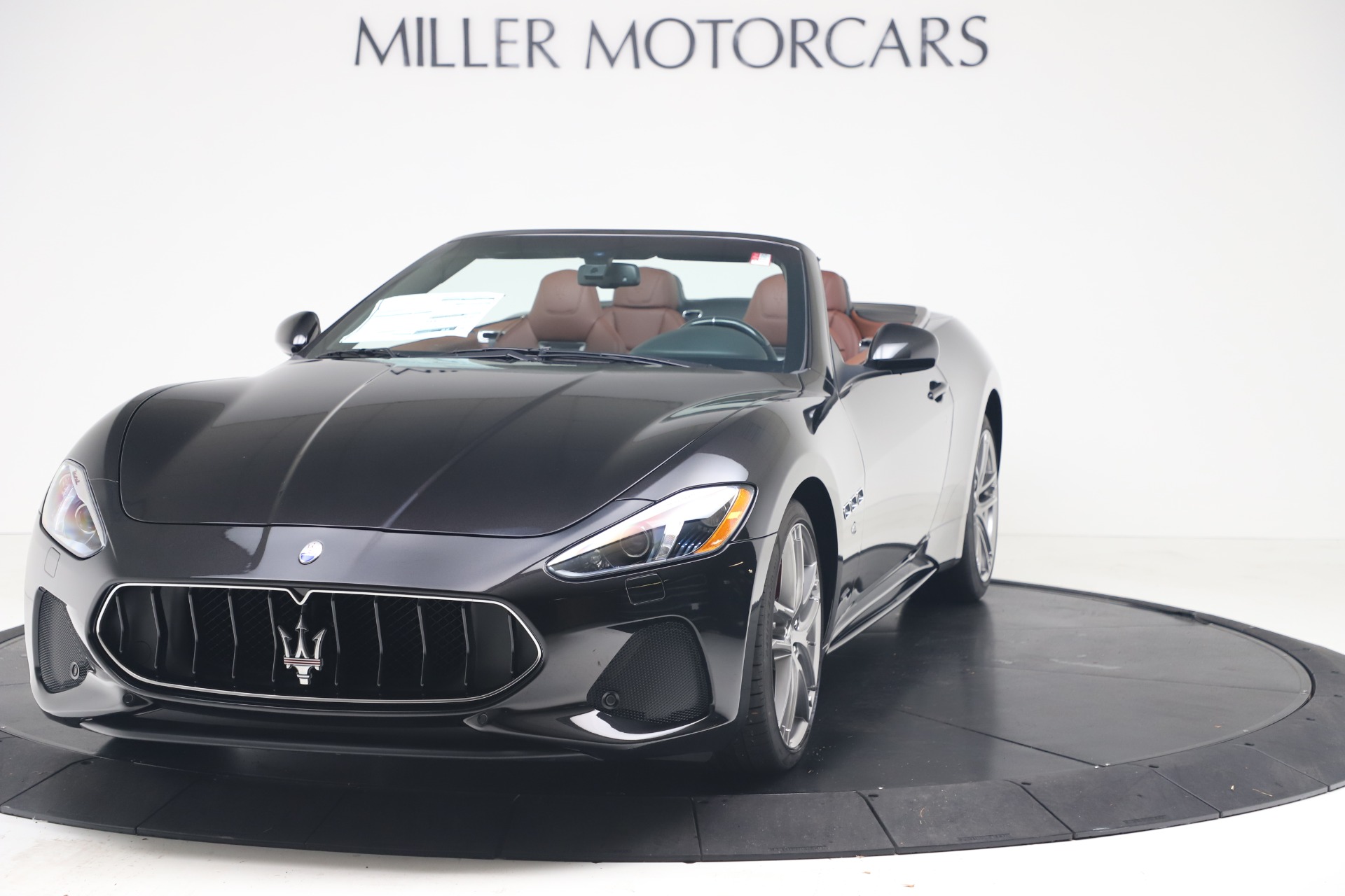 New 2019 Maserati GranTurismo Sport Convertible for sale $165,645 at Alfa Romeo of Westport in Westport CT 06880 1
