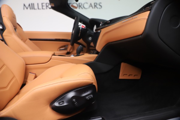 New 2019 Maserati GranTurismo Sport Convertible for sale $171,795 at Alfa Romeo of Westport in Westport CT 06880 27