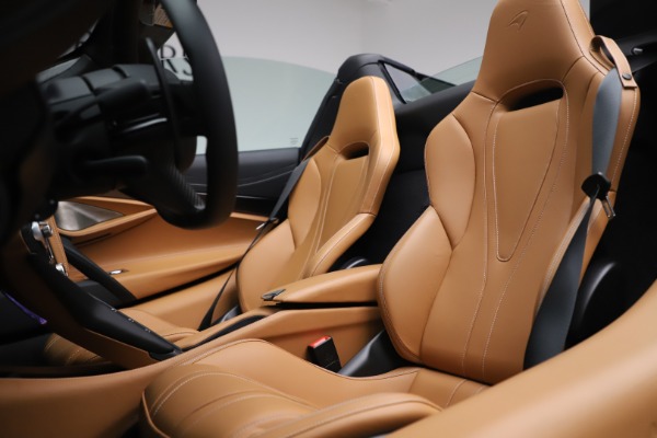 New 2020 McLaren 720S Spider Luxury for sale $380,835 at Alfa Romeo of Westport in Westport CT 06880 27