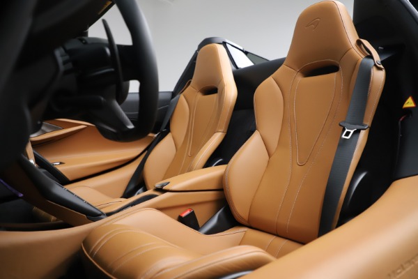 New 2020 McLaren 720S Spider Convertible for sale Sold at Alfa Romeo of Westport in Westport CT 06880 25