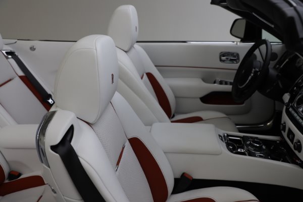 Used 2016 Rolls-Royce Dawn for sale $239,900 at Alfa Romeo of Westport in Westport CT 06880 19