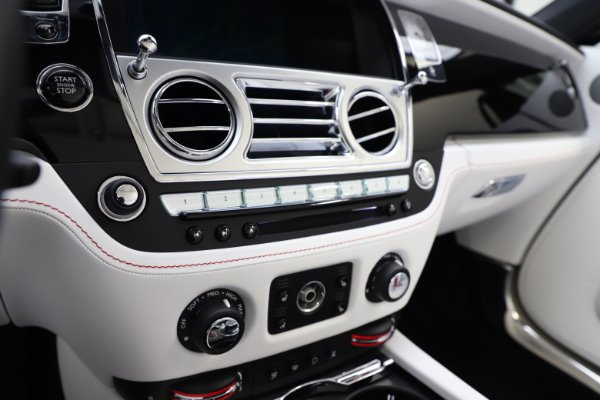 Used 2016 Rolls-Royce Dawn for sale $239,900 at Alfa Romeo of Westport in Westport CT 06880 28