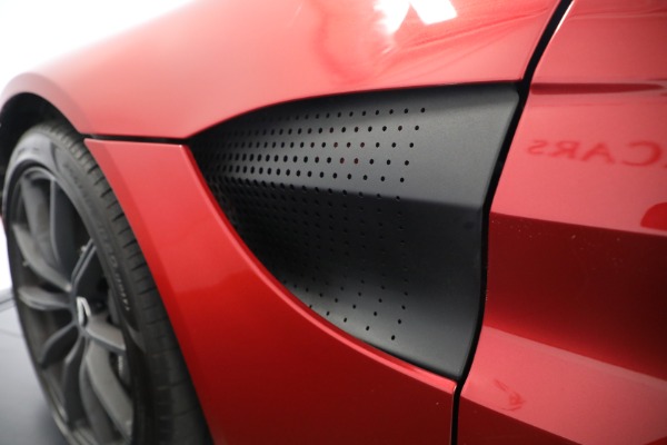 New 2020 Aston Martin Vantage Coupe for sale $195,089 at Alfa Romeo of Westport in Westport CT 06880 22