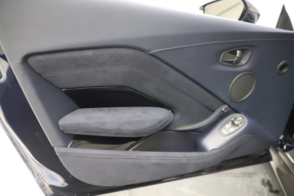 New 2020 Aston Martin Vantage AMR Coupe for sale $191,181 at Alfa Romeo of Westport in Westport CT 06880 13