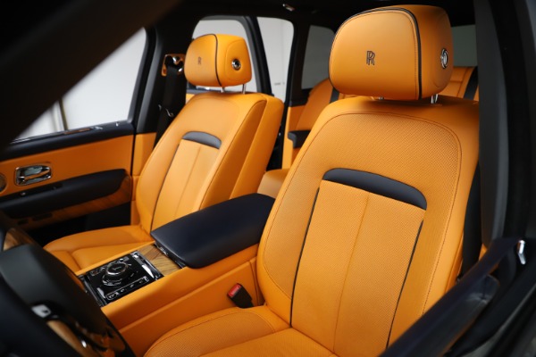 Used 2019 Rolls-Royce Cullinan for sale $329,900 at Alfa Romeo of Westport in Westport CT 06880 10