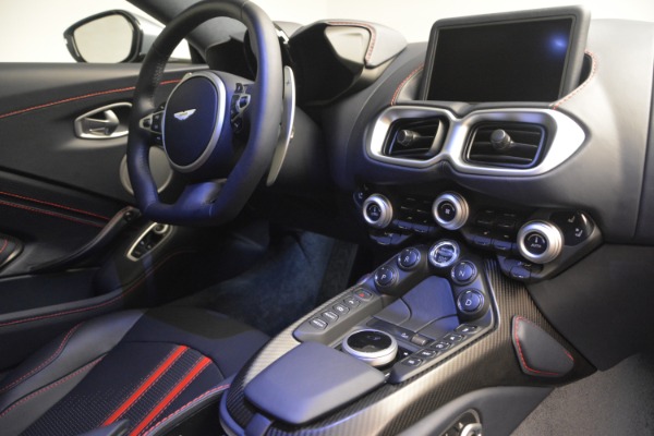 Used 2019 Aston Martin Vantage Coupe for sale $139,900 at Alfa Romeo of Westport in Westport CT 06880 17