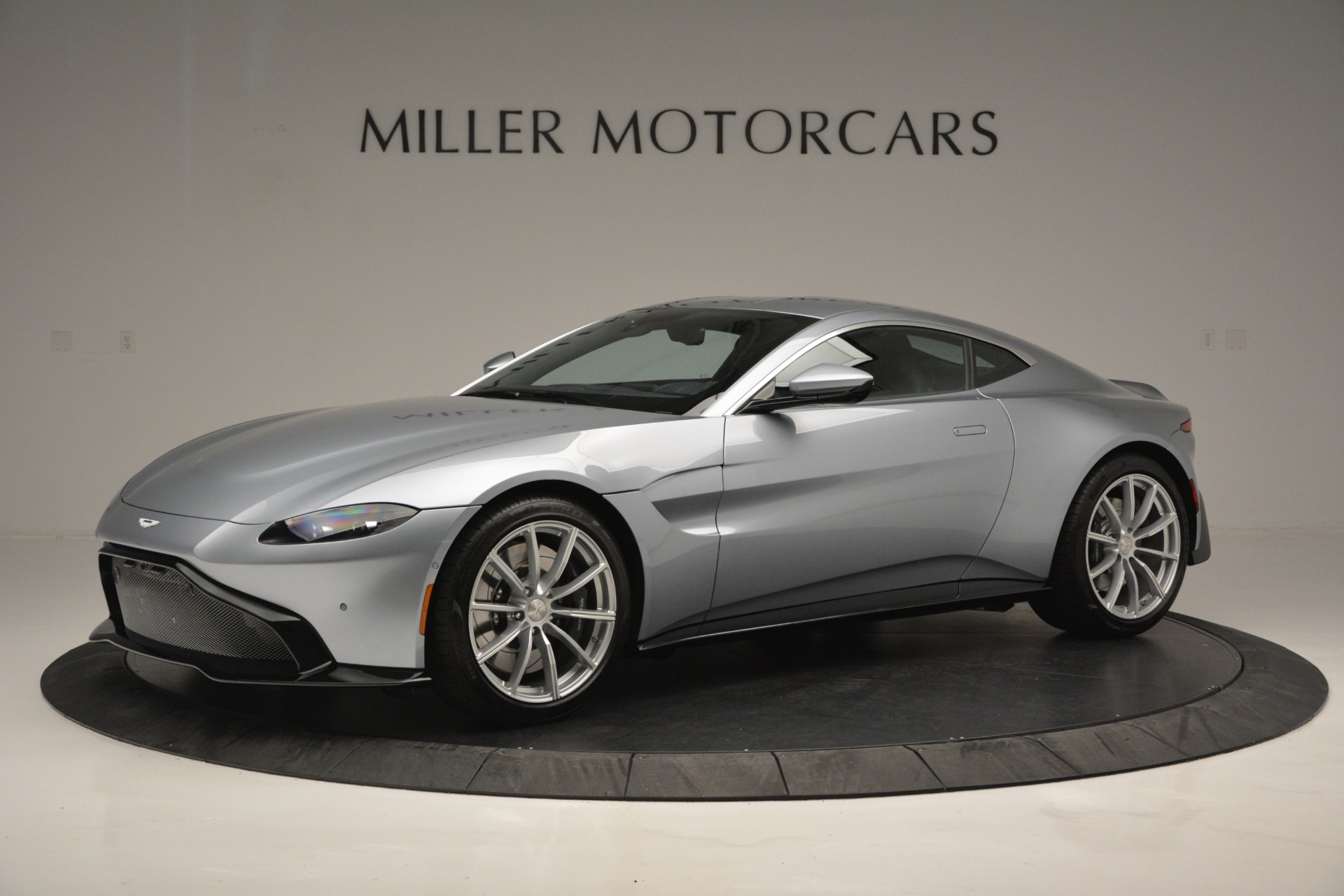Used 2019 Aston Martin Vantage Coupe for sale $139,900 at Alfa Romeo of Westport in Westport CT 06880 1
