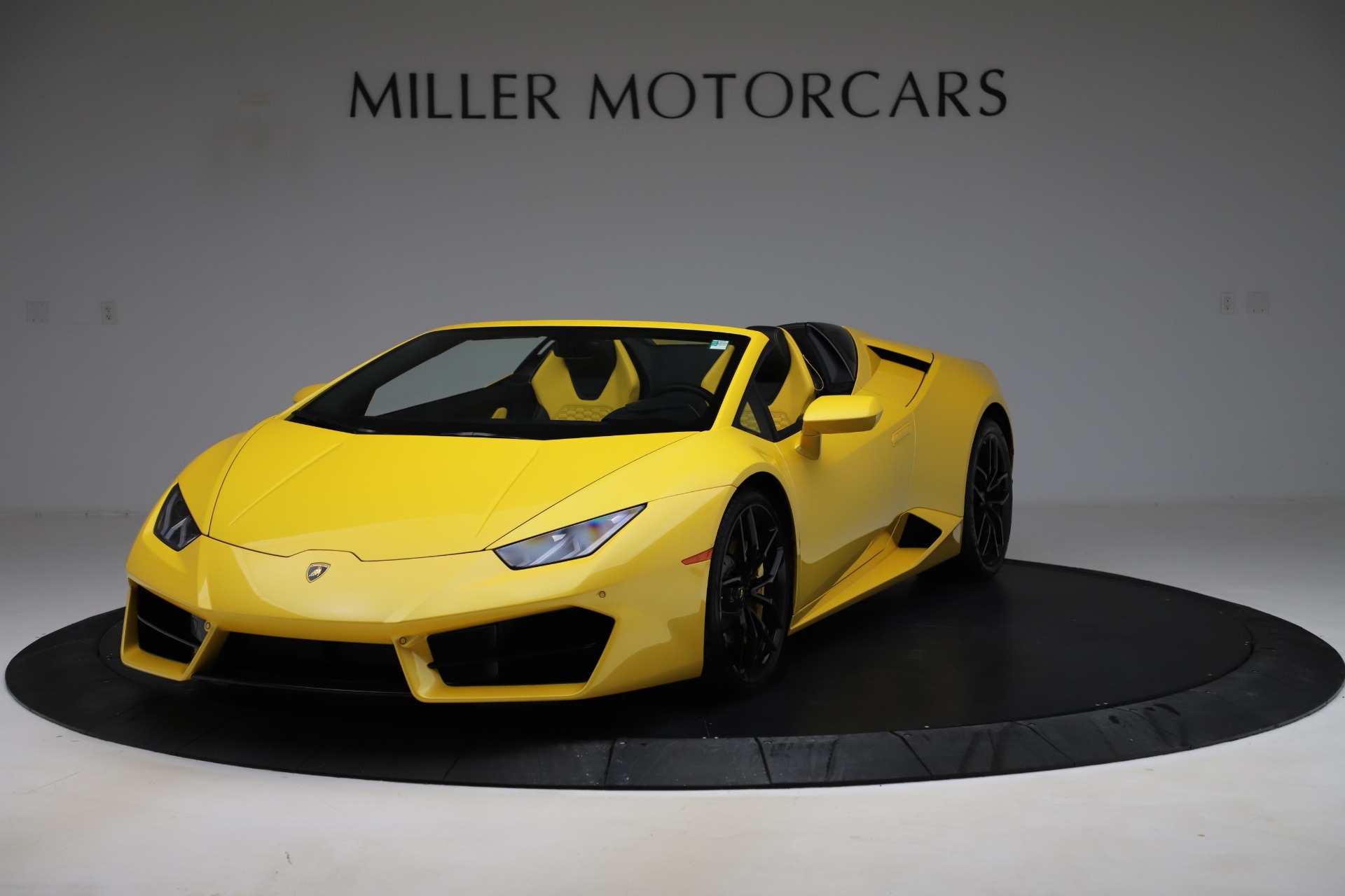 Used 2018 Lamborghini Huracan LP 580-2 Spyder for sale Sold at Alfa Romeo of Westport in Westport CT 06880 1