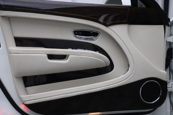 Used 2016 Bentley Mulsanne for sale Sold at Alfa Romeo of Westport in Westport CT 06880 16