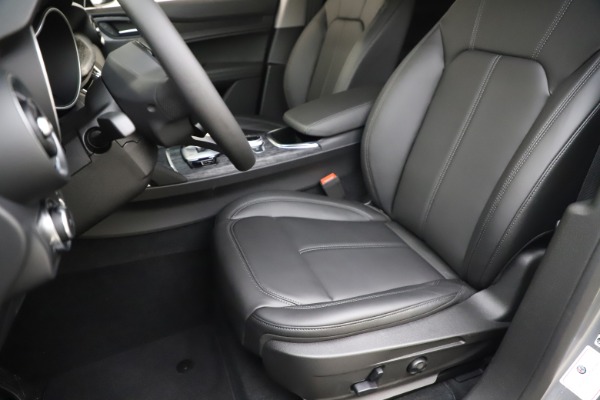 Used 2020 Alfa Romeo Stelvio Q4 for sale Sold at Alfa Romeo of Westport in Westport CT 06880 15