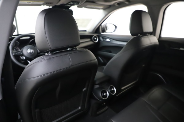 Used 2020 Alfa Romeo Stelvio Q4 for sale Sold at Alfa Romeo of Westport in Westport CT 06880 20