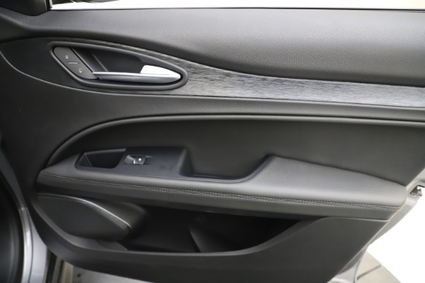 Used 2020 Alfa Romeo Stelvio Q4 for sale Sold at Alfa Romeo of Westport in Westport CT 06880 25
