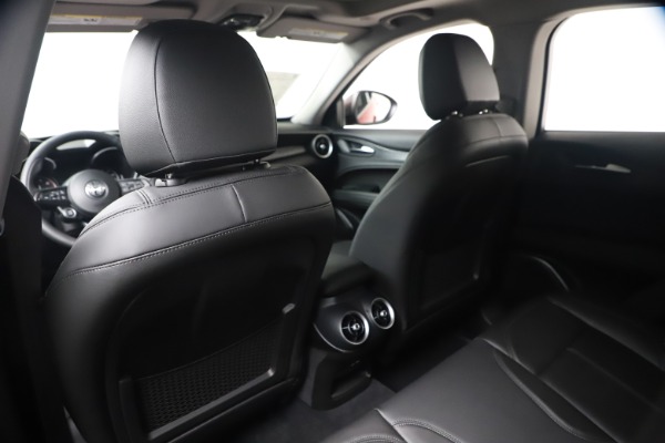 New 2020 Alfa Romeo Stelvio Q4 for sale $49,240 at Alfa Romeo of Westport in Westport CT 06880 20