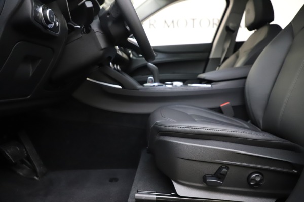 New 2020 Alfa Romeo Stelvio Q4 for sale $49,840 at Alfa Romeo of Westport in Westport CT 06880 14