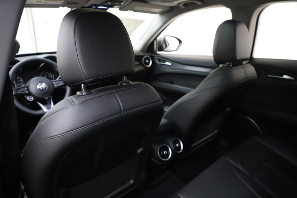 New 2020 Alfa Romeo Stelvio Q4 for sale $49,840 at Alfa Romeo of Westport in Westport CT 06880 20