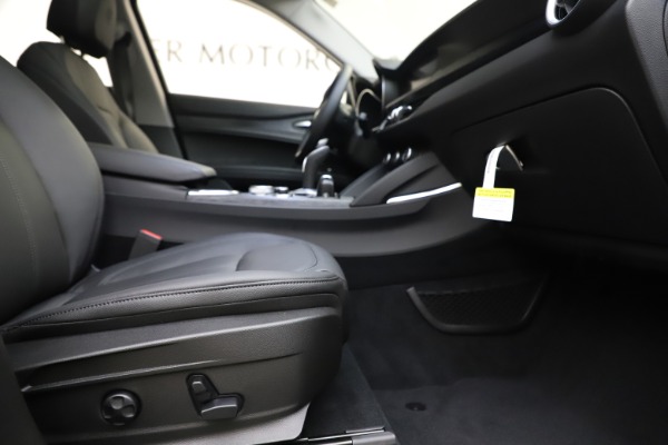 New 2020 Alfa Romeo Stelvio Q4 for sale $49,840 at Alfa Romeo of Westport in Westport CT 06880 23