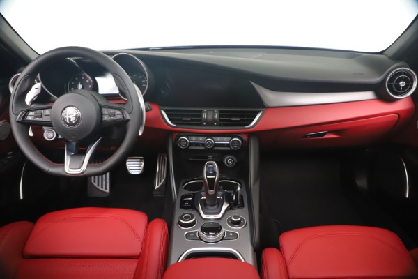 New 2020 Alfa Romeo Giulia Ti Sport Q4 for sale $56,440 at Alfa Romeo of Westport in Westport CT 06880 16