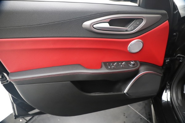 New 2020 Alfa Romeo Giulia Ti Sport Q4 for sale $56,440 at Alfa Romeo of Westport in Westport CT 06880 17