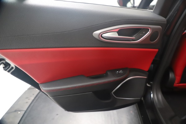 New 2020 Alfa Romeo Giulia Ti Sport Q4 for sale $56,440 at Alfa Romeo of Westport in Westport CT 06880 21