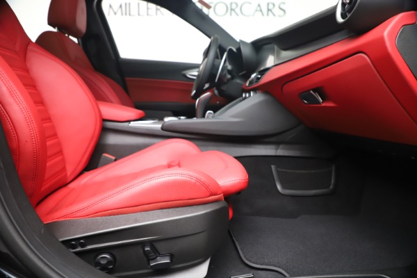 New 2020 Alfa Romeo Giulia Ti Sport Q4 for sale $56,440 at Alfa Romeo of Westport in Westport CT 06880 23