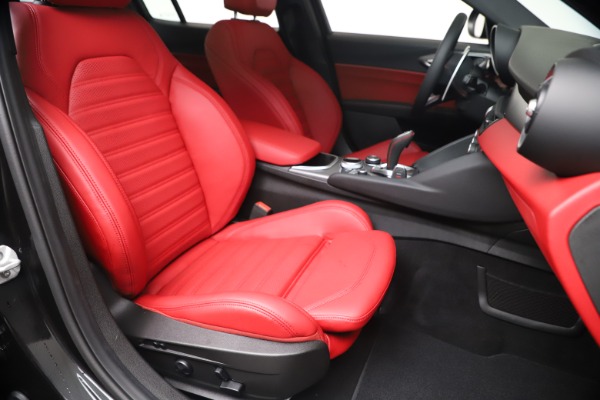 New 2020 Alfa Romeo Giulia Ti Sport Q4 for sale $56,440 at Alfa Romeo of Westport in Westport CT 06880 24