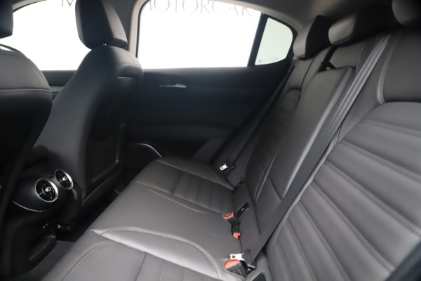 New 2020 Alfa Romeo Stelvio Ti Lusso Q4 for sale $55,790 at Alfa Romeo of Westport in Westport CT 06880 19