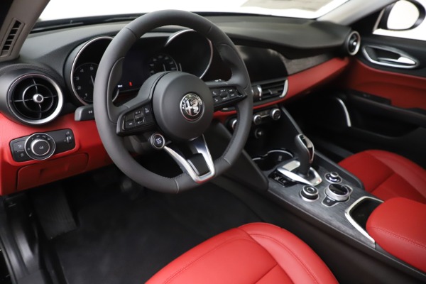 New 2020 Alfa Romeo Giulia Q4 for sale $45,740 at Alfa Romeo of Westport in Westport CT 06880 13