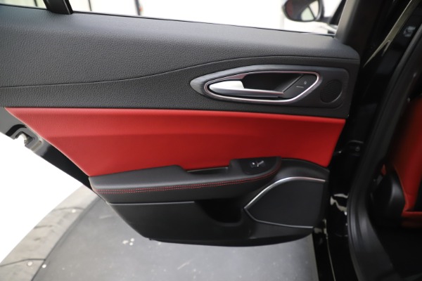 New 2020 Alfa Romeo Giulia Q4 for sale $45,740 at Alfa Romeo of Westport in Westport CT 06880 21