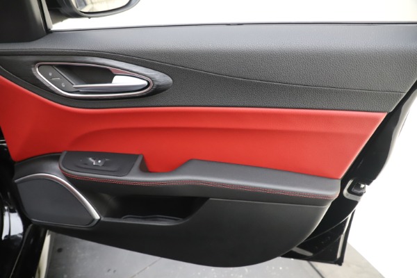 New 2020 Alfa Romeo Giulia Q4 for sale $45,740 at Alfa Romeo of Westport in Westport CT 06880 25