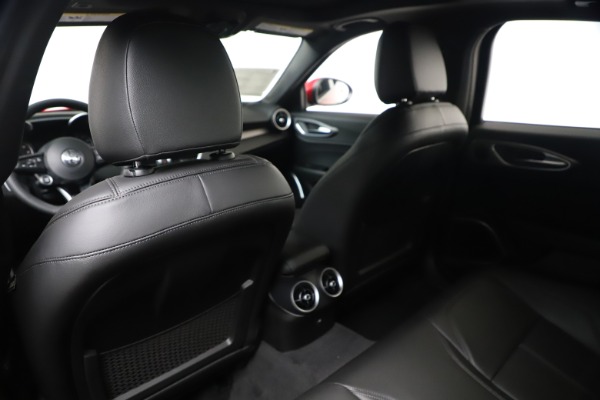 New 2020 Alfa Romeo Giulia Sport Q4 for sale $47,790 at Alfa Romeo of Westport in Westport CT 06880 20