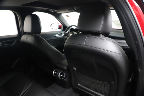 New 2020 Alfa Romeo Giulia Sport Q4 for sale $47,790 at Alfa Romeo of Westport in Westport CT 06880 28