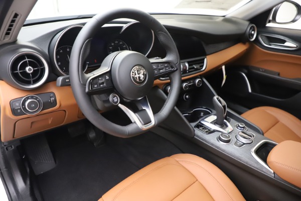 New 2020 Alfa Romeo Giulia Q4 for sale $45,590 at Alfa Romeo of Westport in Westport CT 06880 14