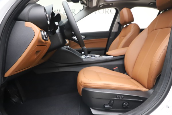 New 2020 Alfa Romeo Giulia Q4 for sale $45,590 at Alfa Romeo of Westport in Westport CT 06880 15