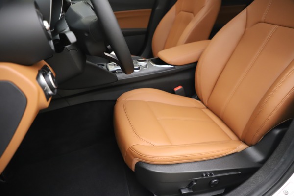 New 2020 Alfa Romeo Giulia Q4 for sale $45,590 at Alfa Romeo of Westport in Westport CT 06880 16