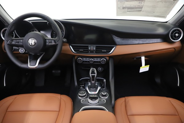 New 2020 Alfa Romeo Giulia Q4 for sale $45,590 at Alfa Romeo of Westport in Westport CT 06880 17