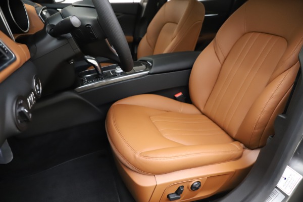 New 2020 Maserati Ghibli S Q4 for sale $79,985 at Alfa Romeo of Westport in Westport CT 06880 15