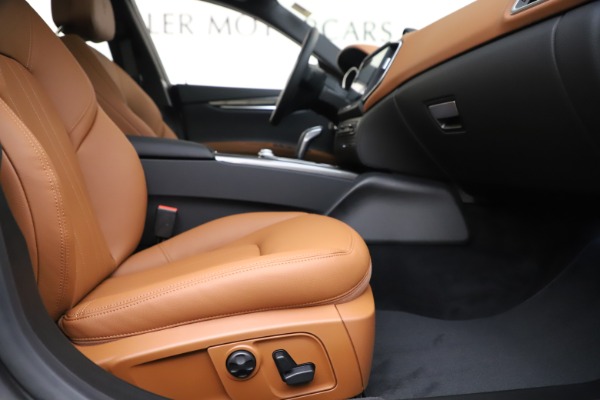 New 2020 Maserati Ghibli S Q4 for sale $79,985 at Alfa Romeo of Westport in Westport CT 06880 23