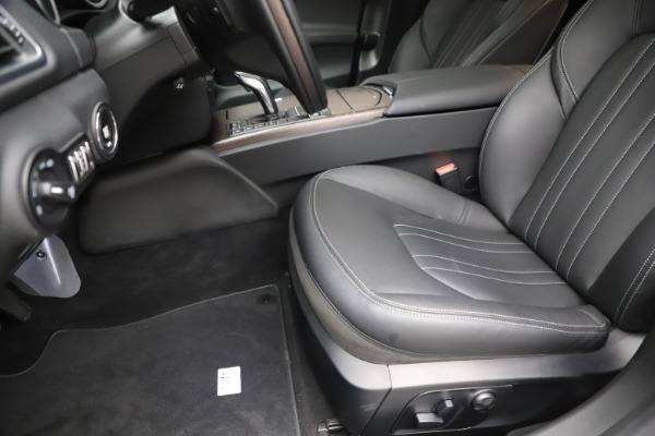 New 2019 Maserati Ghibli S Q4 for sale Sold at Alfa Romeo of Westport in Westport CT 06880 15
